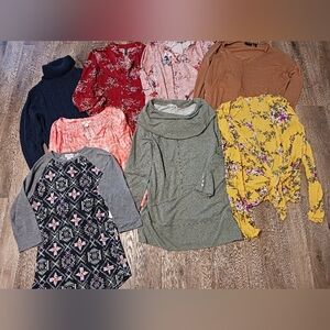 Womens Bundle Lot of Sweaters/Shirts XS/S